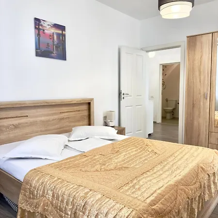 Apartament Lotus *